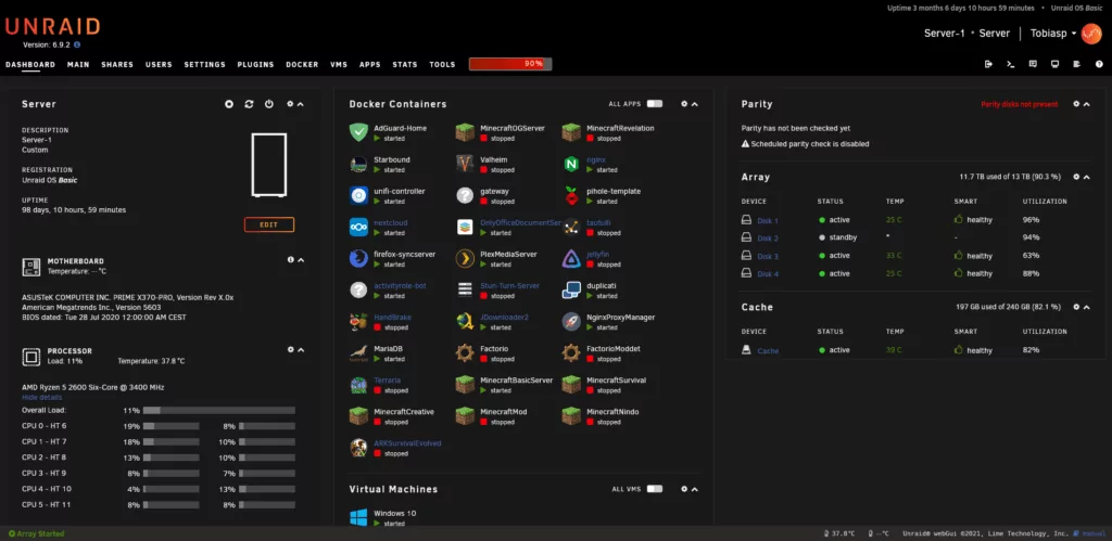 Unraid server dashboard