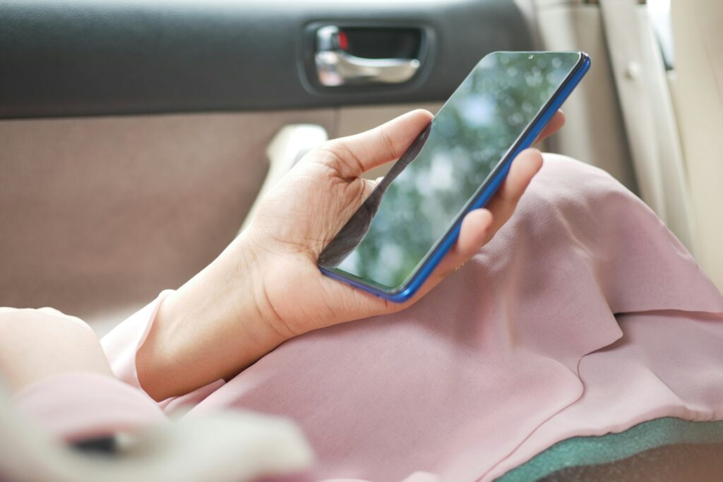 Google führt „Motion Assist“ gegen Reiseübelkeit auf Android-Geräten ein