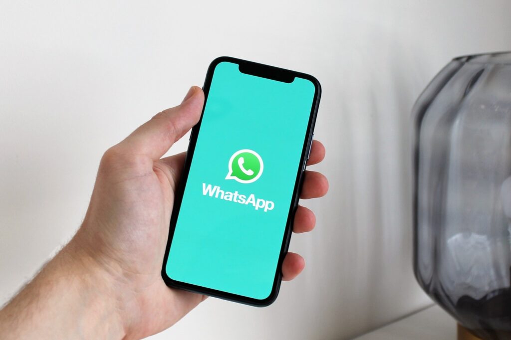 WhatsApp testet eigenen Navigations-Tab für Meta AI unter Android